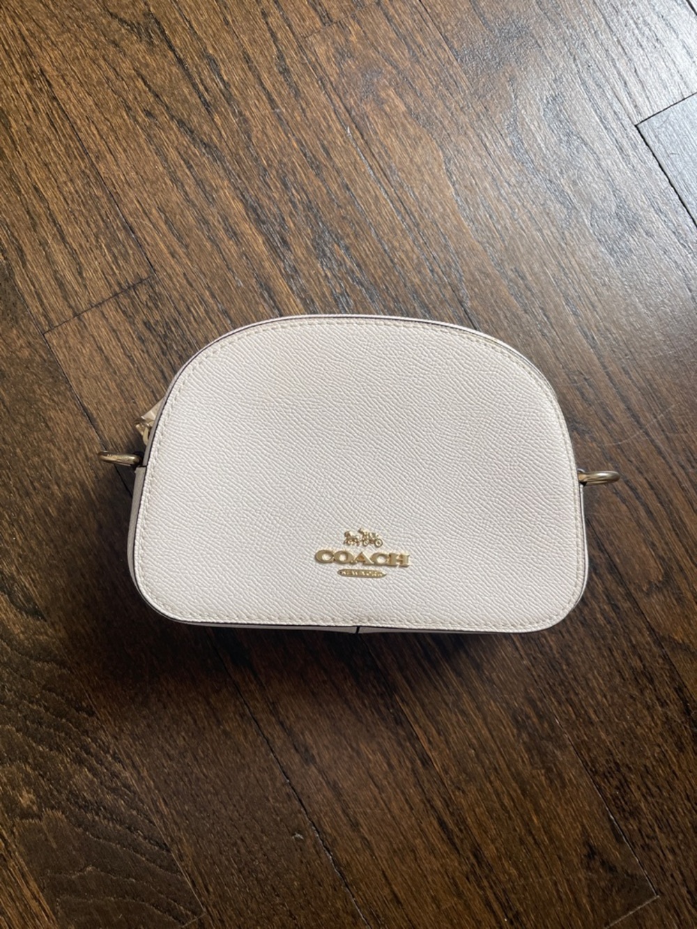 Coach Pebbled Leather Dome Crossbody Bag in Cream with Gold Hardware - Picture 3 of 7